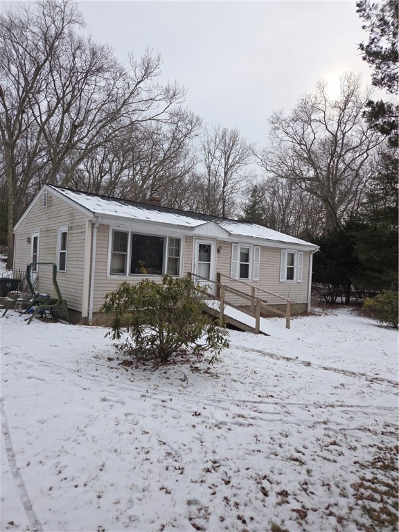 9 Colvintown Road Coventry, RI 02816 - Photo 2 of 21