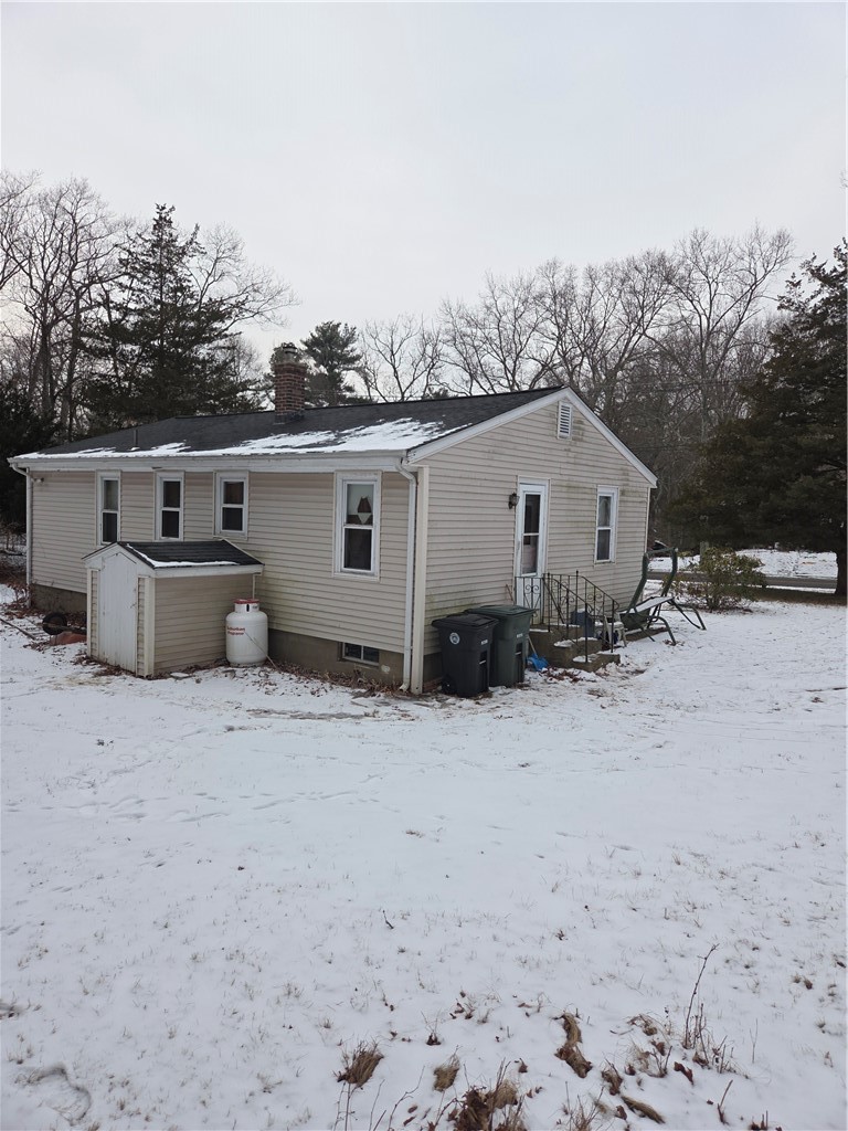 9 Colvintown Road Coventry, RI 02816 - Photo 4 of 21