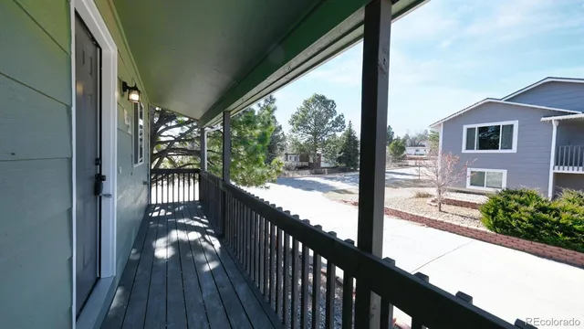 $430,000 | 275 Settlement Lane, Unit E2, Elizabeth, CO 80107