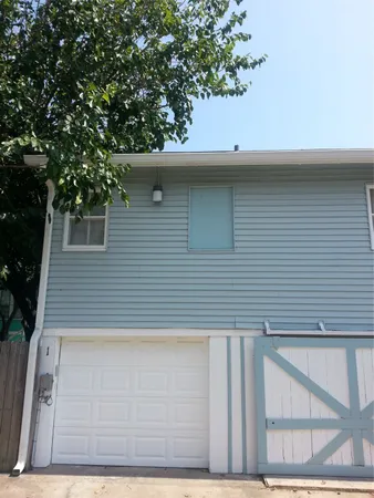 $900 | 2924 Avenue P 1/2, Unit 1, Galveston, TX 77550