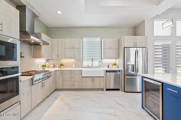 $1,315,000 | 469 Country Oaks Drive, El Paso, TX 79932