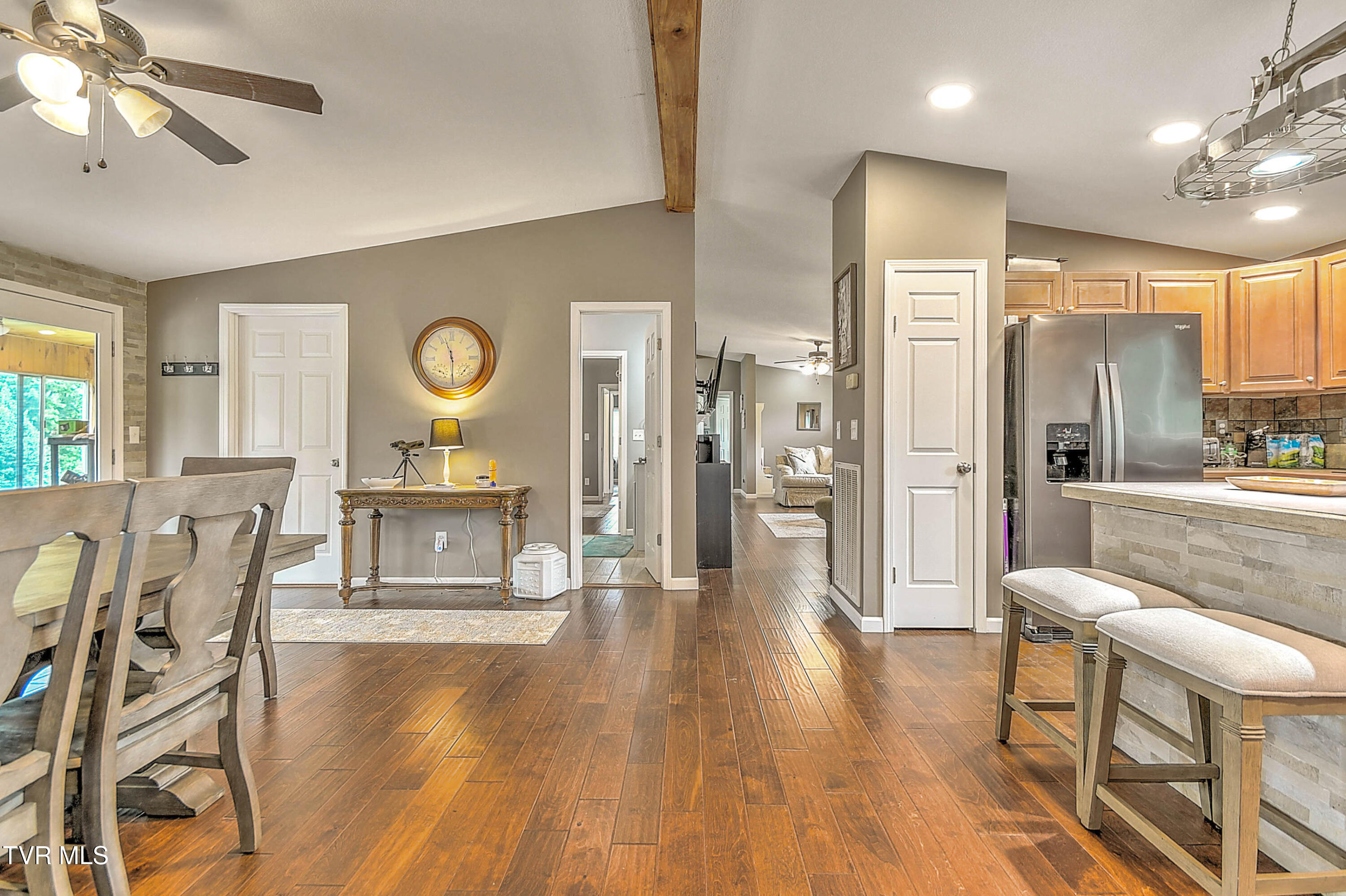 298 Rabbit Run Lane Big Stone Gap, VA 24219 - Photo 20 of 52 298 Rabbit Run Ln DP-19