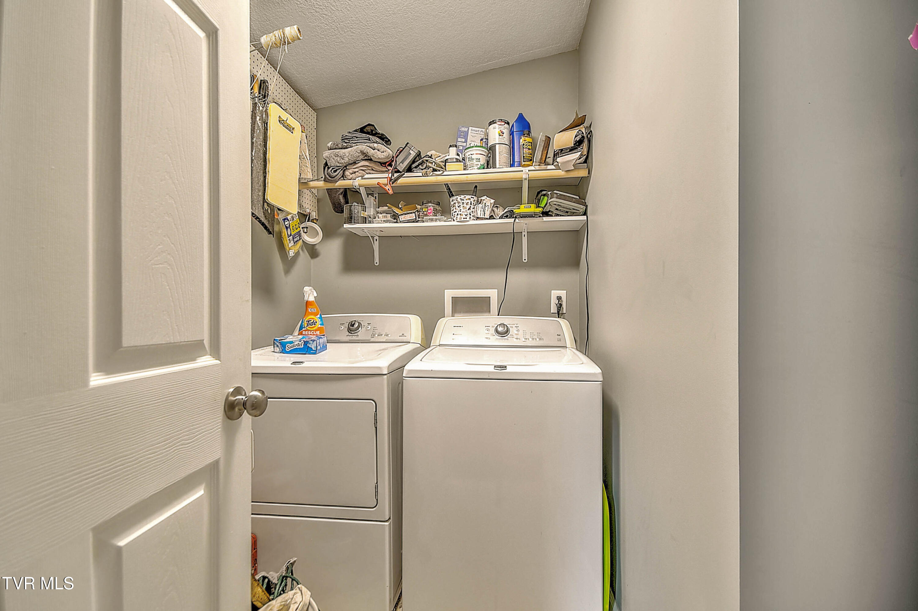 298 Rabbit Run Lane Big Stone Gap, VA 24219 - Photo 41 of 52 298 Rabbit Run Ln DP-40