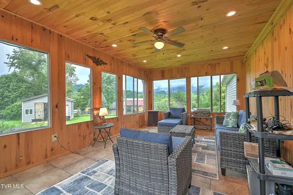 $324,900 | 298 Rabbit Run Lane, Big Stone Gap, VA 24219