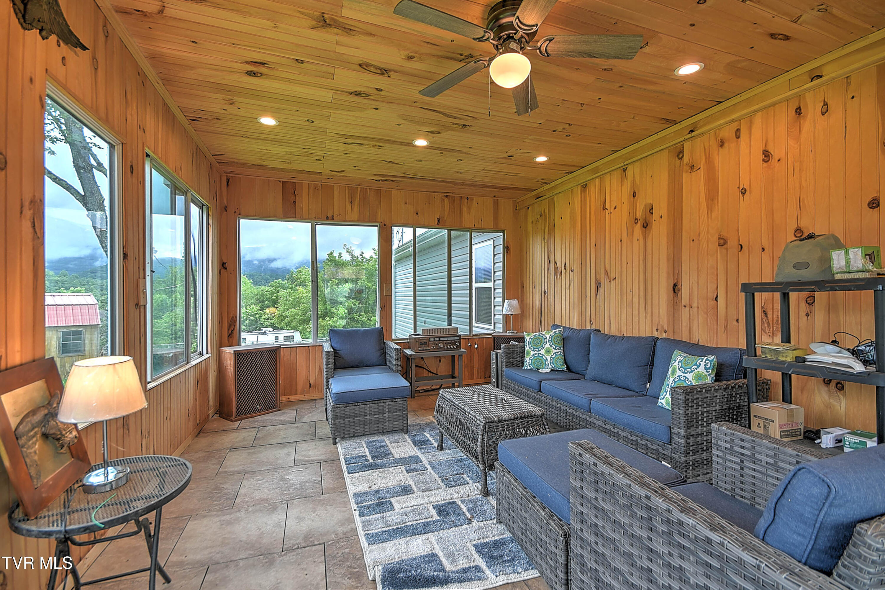 298 Rabbit Run Lane Big Stone Gap, VA 24219 - Photo 43 of 52 298 Rabbit Run Ln DP-42