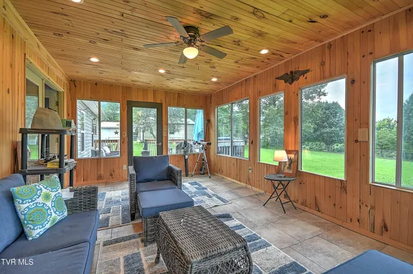 $324,900 | 298 Rabbit Run Lane, Big Stone Gap, VA 24219
