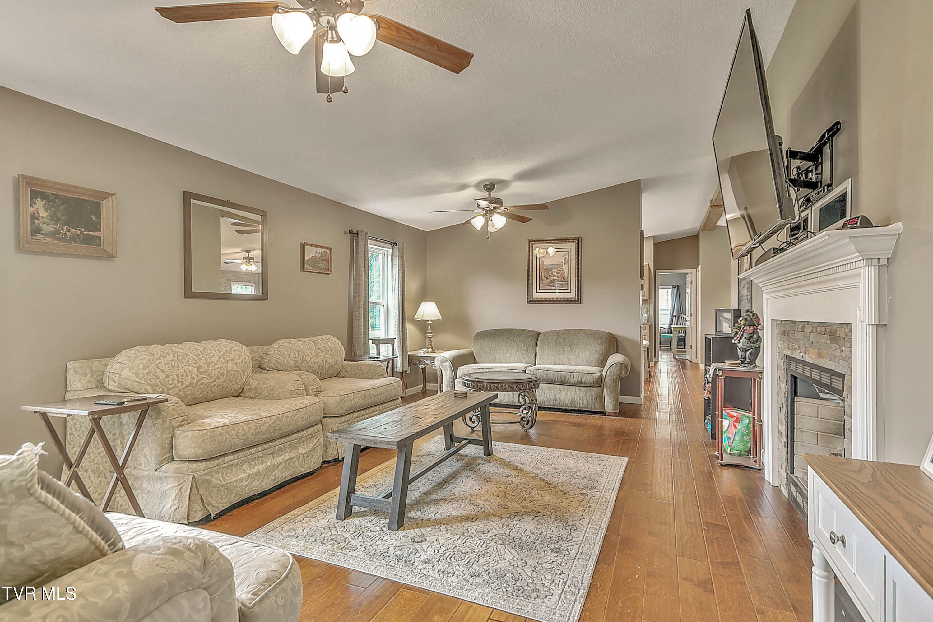 298 Rabbit Run Lane Big Stone Gap, VA 24219 - Photo 5 of 52 298 Rabbit Run Ln DP