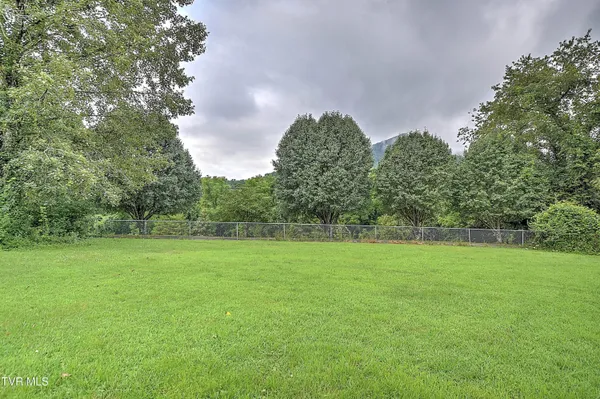 $324,900 | 298 Rabbit Run Lane, Big Stone Gap, VA 24219