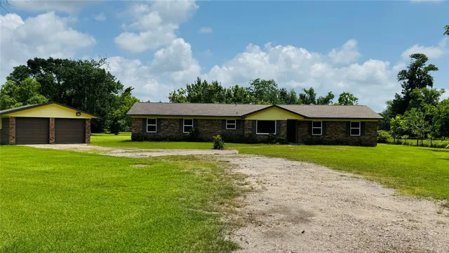 $398,000 | 1434 County Road 878A, Sweeny, TX 77480