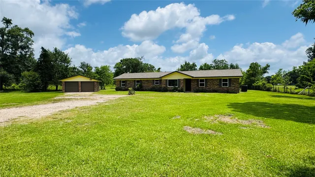 $398,000 | 1434 County Road 878A, Sweeny, TX 77480