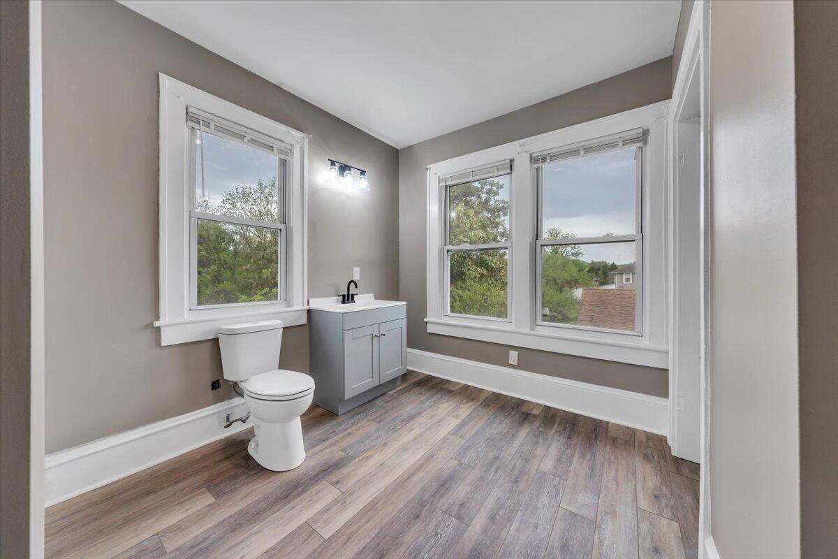 2415 Overlook Road Northeast Roanoke, VA 24012 - Photo 20 of 31 20-MIB05138
