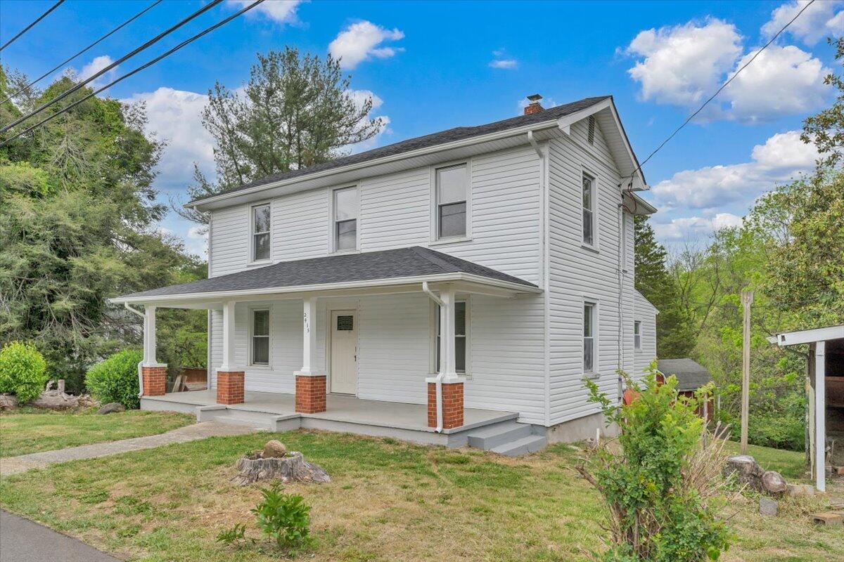 2415 Overlook Road Northeast Roanoke, VA 24012 - Photo 27 of 31 31-MIB05165