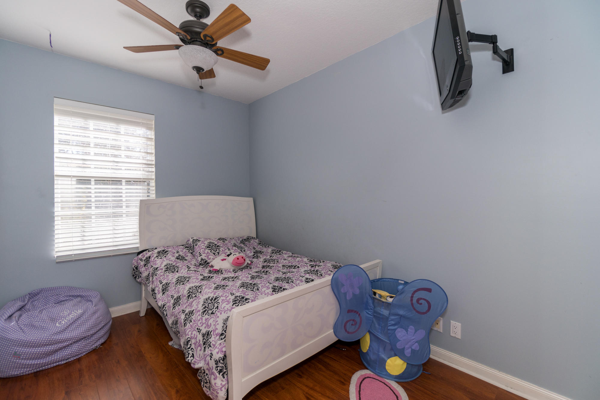 262 Iris Drive Jupiter, FL 33458 - Photo 18 of 28 BED 2