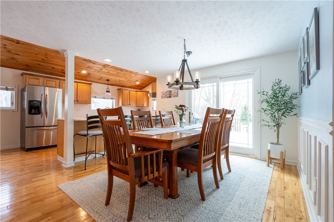 595 Lake Road Webster, NY 14580 - Photo 18 of 49