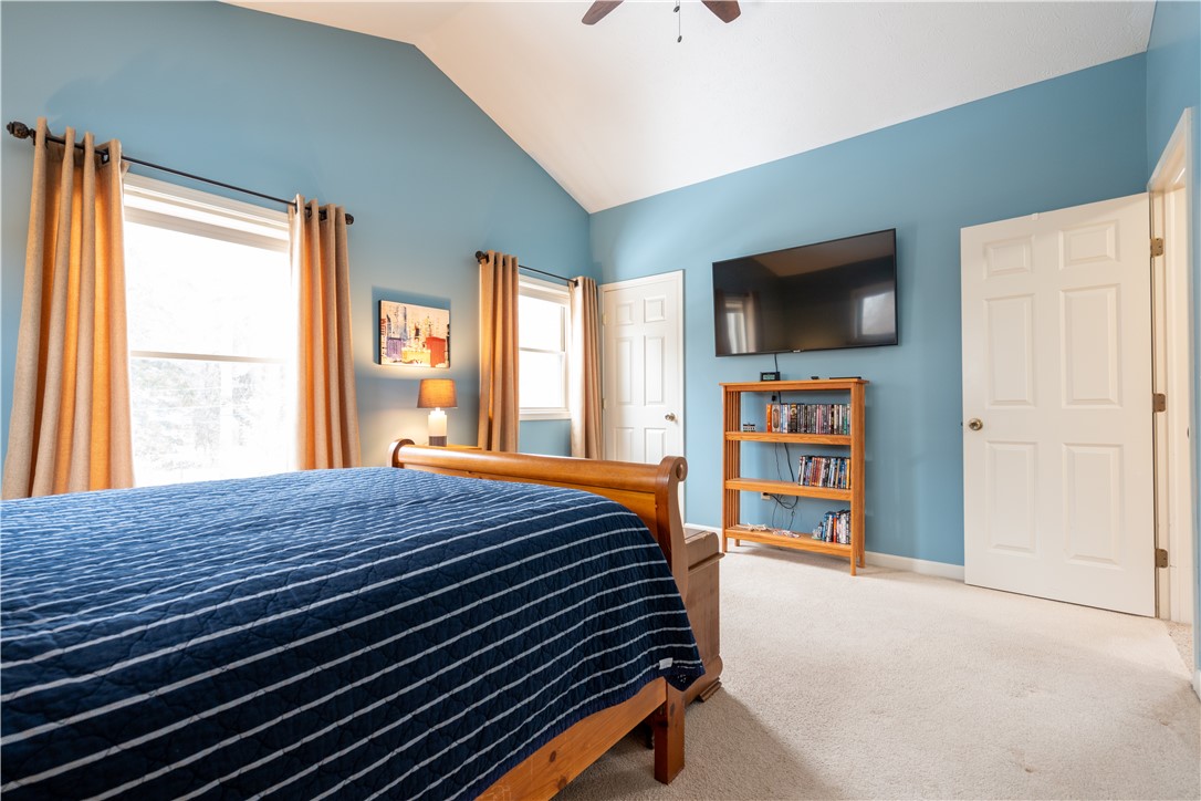 595 Lake Road Webster, NY 14580 - Photo 34 of 49