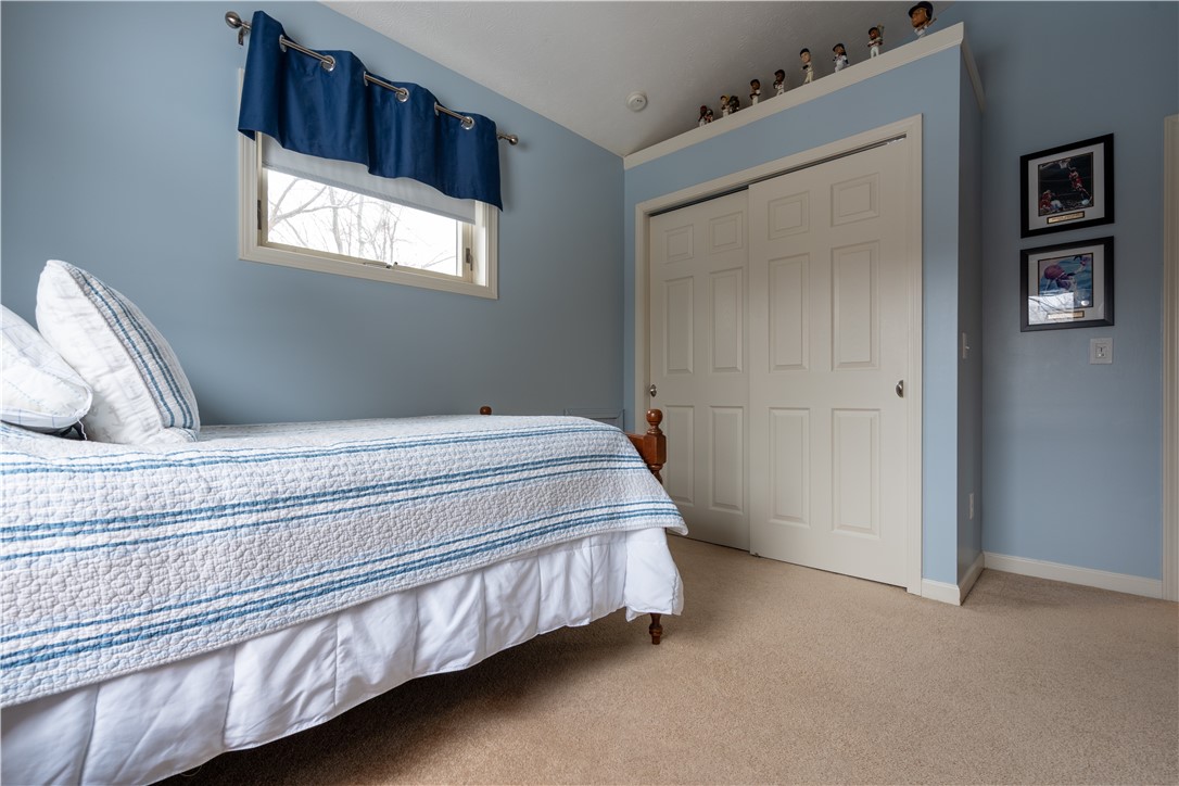 595 Lake Road Webster, NY 14580 - Photo 37 of 49