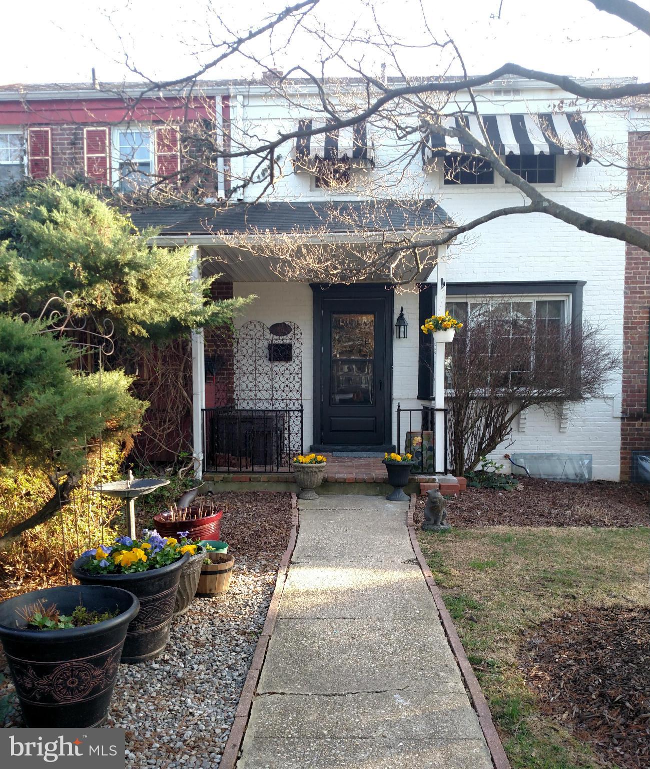 253 Ridge Avenue Towson, MD 21286 - Photo 1 of 30 Exterior (Front)