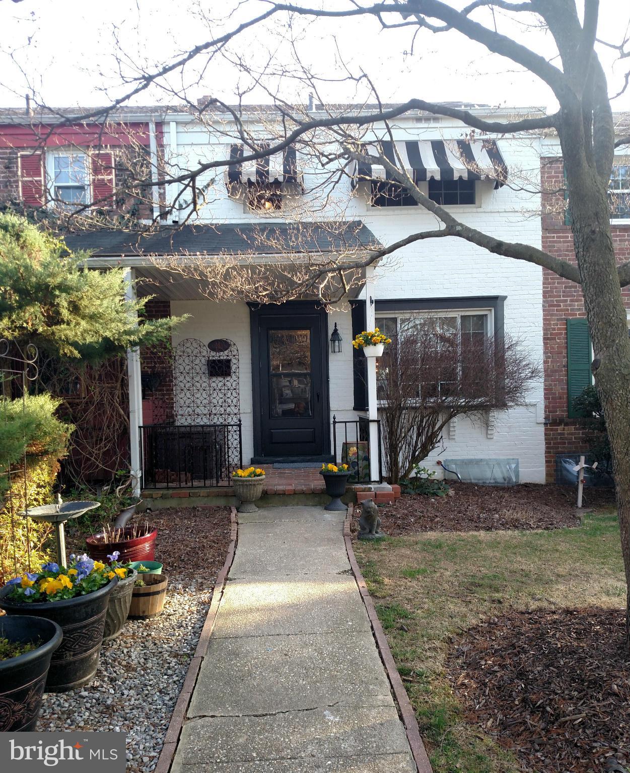 253 Ridge Avenue Towson, MD 21286 - Photo 2 of 30 Exterior (Front)