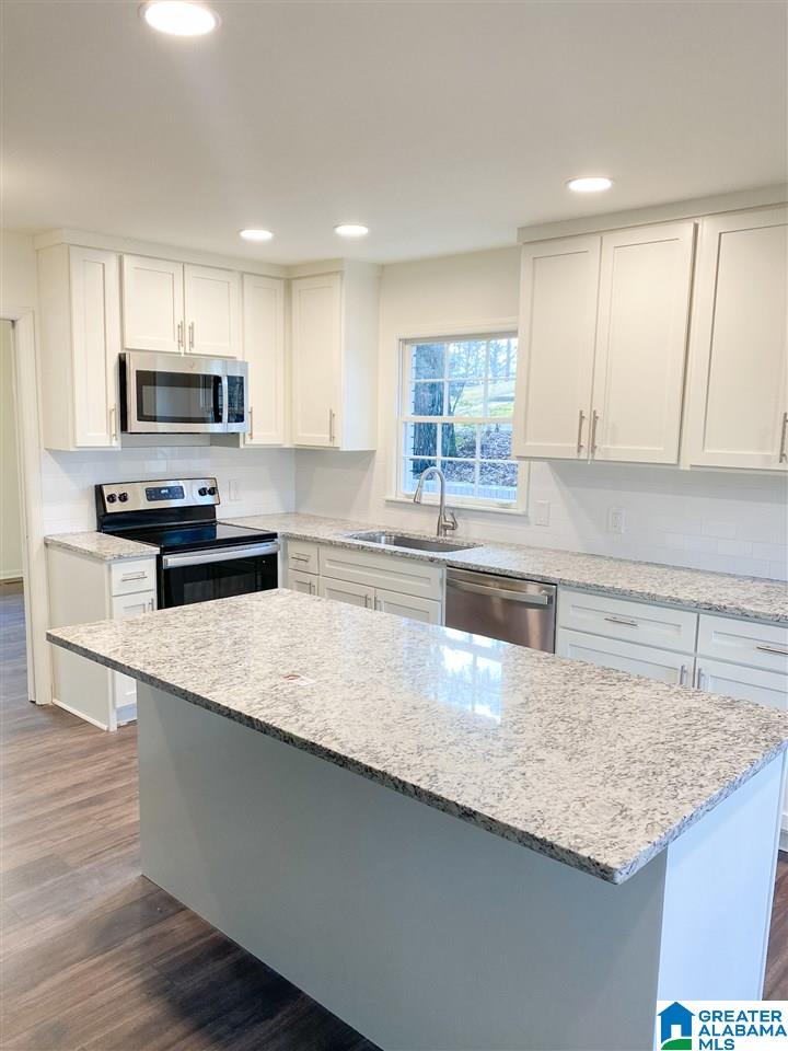 940 Rockingham Road Birmingham, AL 35235 - Photo 8 of 24 Gallery Image 8