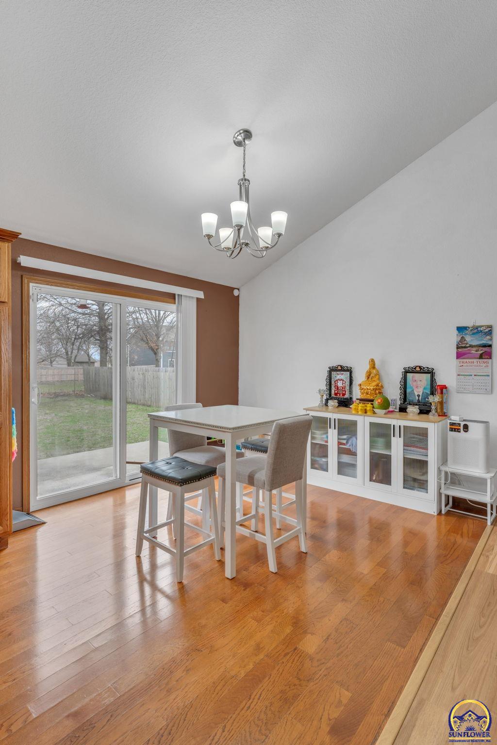 4312 Southeast Chisolm Road Topeka, KS 66609 - Photo 12 of 37