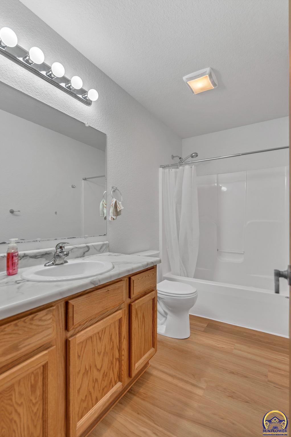 4312 Southeast Chisolm Road Topeka, KS 66609 - Photo 19 of 37