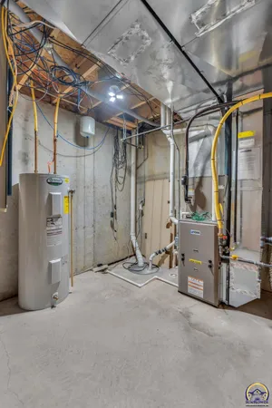 $330,000 | 4312 Southeast Chisolm Road, Topeka, KS 66609