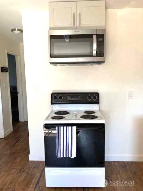 180 2nd Street Cathlamet, WA 98612 - Photo 34 of 40 a view of washer and dryer
