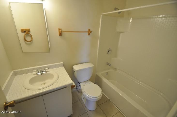 3011 West Ocotillo Road Phoenix, AZ 85017 - Photo 8 of 12 bath