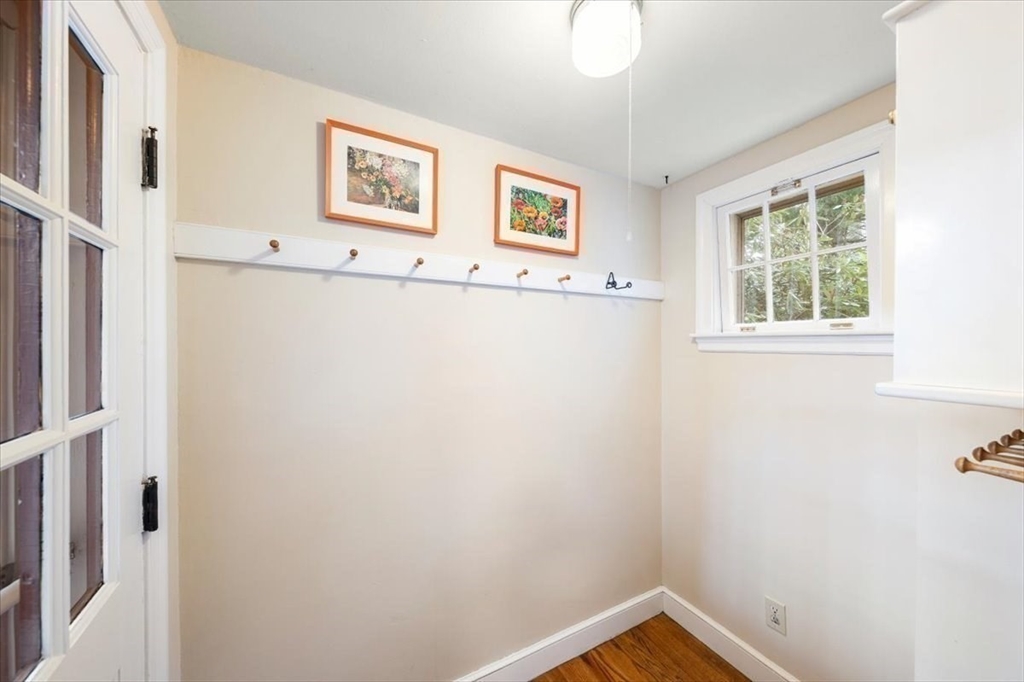 89 Melrose Avenue Needham, MA 02492 - Photo 11 of 29