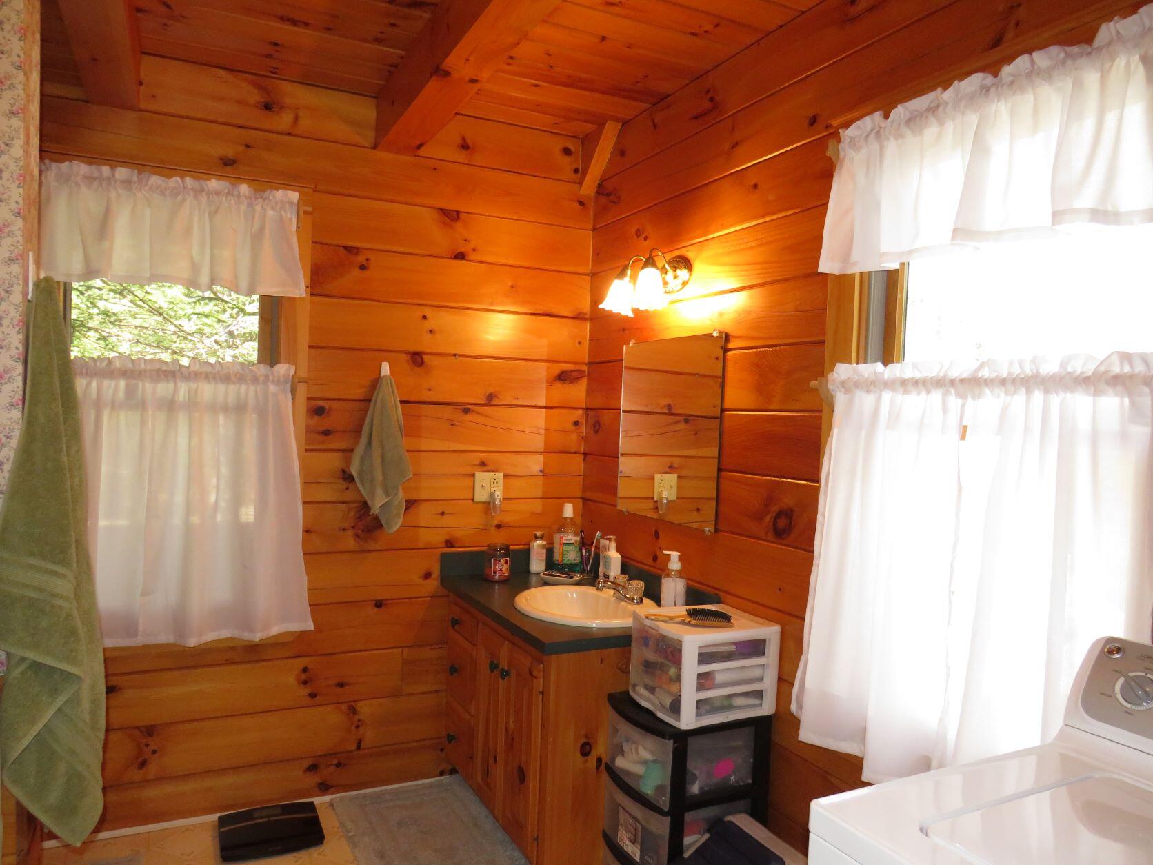 456 Duckpuddle Road Waldoboro, ME 04572 - Photo 10 of 15 IMG_2402