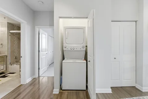 $599,900 | 100 East 14th Street, Unit 2706, Chicago, IL 60605