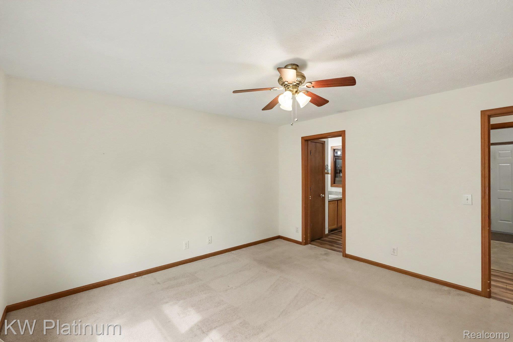 3930 River Road, Unit 20 East China, MI 48054 - Photo 15 of 26 015_file_2606.jpg