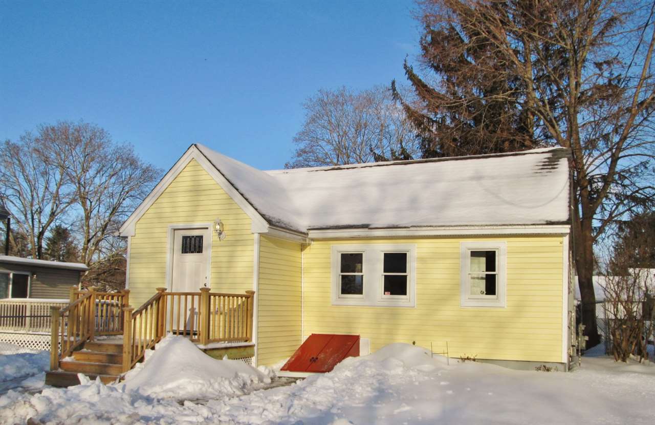 10 Jenness Street Rochester, NH 03867 - Photo 2 of 19