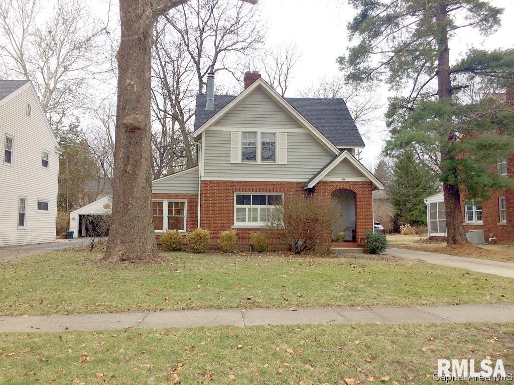 1937 Bates Avenue Springfield, IL 62704 - Photo 1 of 32 Gallery Image 1