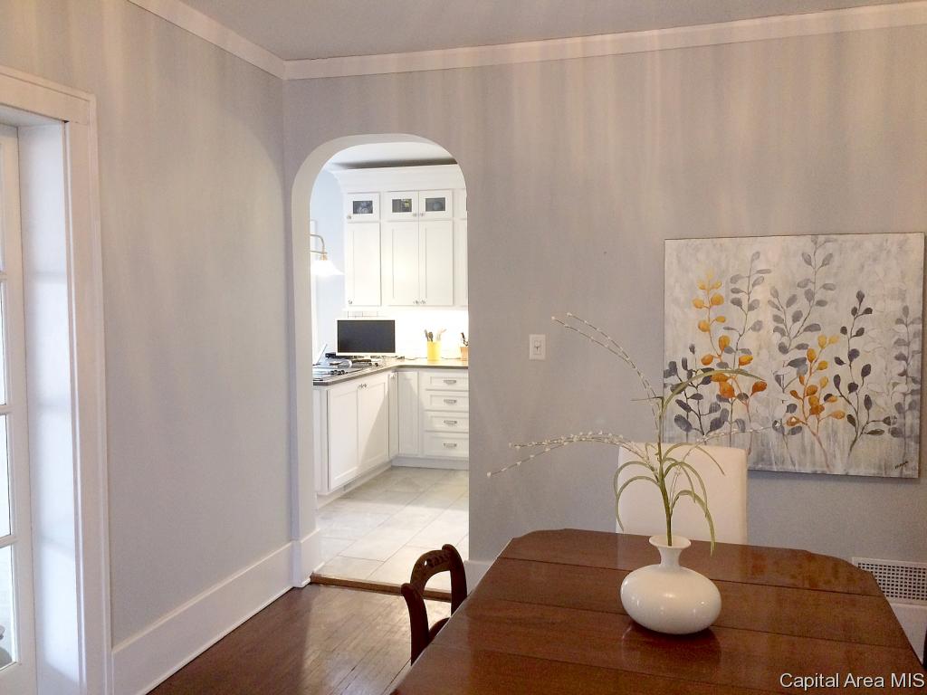 1937 Bates Avenue Springfield, IL 62704 - Photo 14 of 32 Gallery Image 14