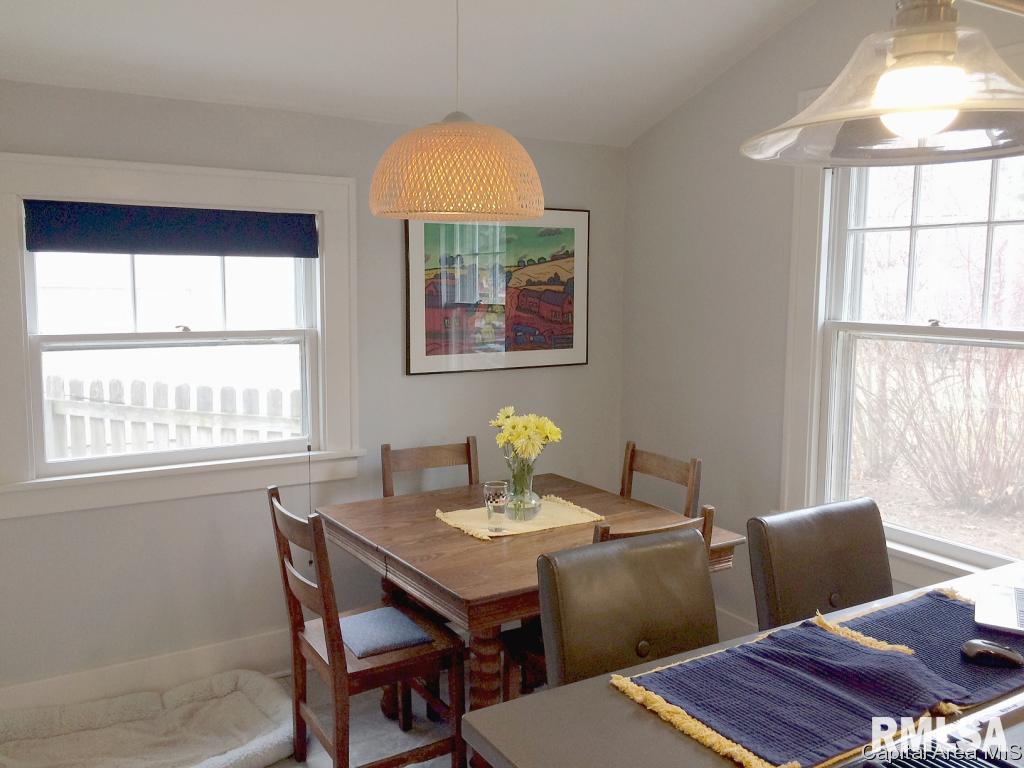 1937 Bates Avenue Springfield, IL 62704 - Photo 20 of 32 Gallery Image 20