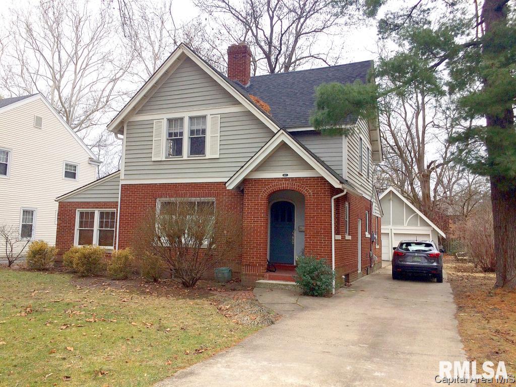1937 Bates Avenue Springfield, IL 62704 - Photo 2 of 32 Gallery Image 2