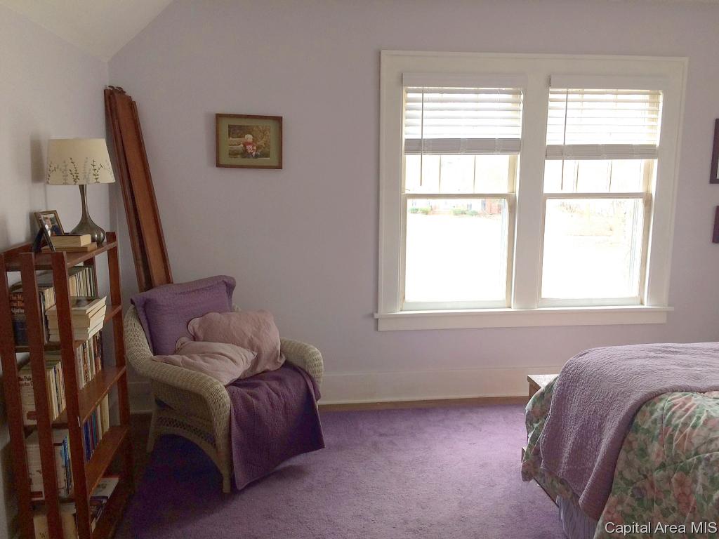 1937 Bates Avenue Springfield, IL 62704 - Photo 23 of 32 Gallery Image 23