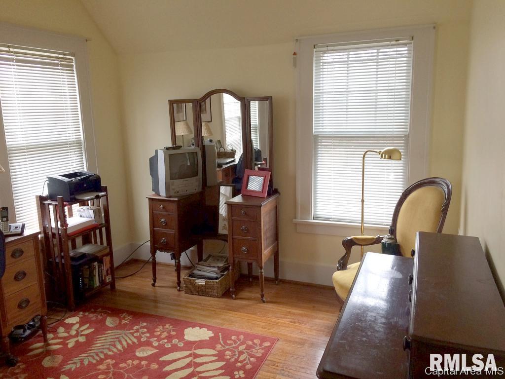 1937 Bates Avenue Springfield, IL 62704 - Photo 26 of 32 Gallery Image 26