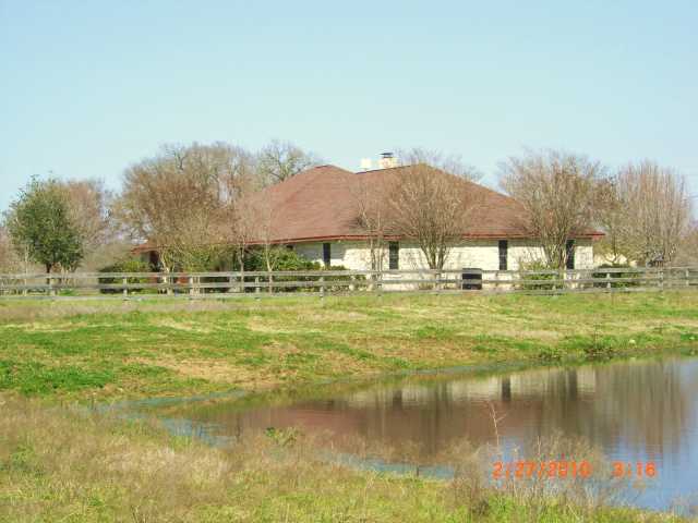 580 Monkey Road Elgin, TX 78621 - Photo 1 of 1