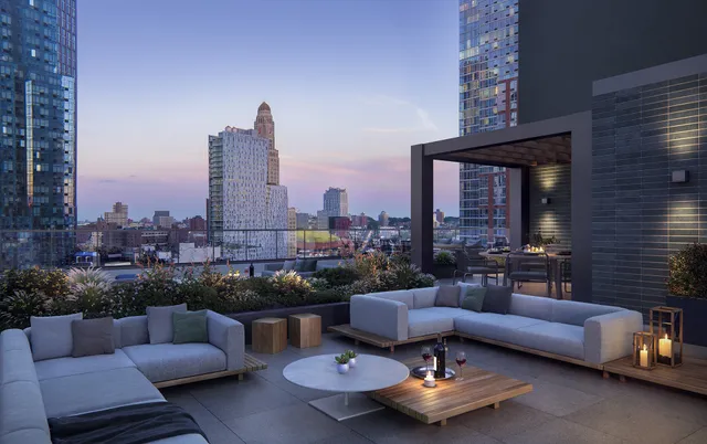 $1,700,000 | 10 Nevins Street, Unit 26C | Downtown Brooklyn