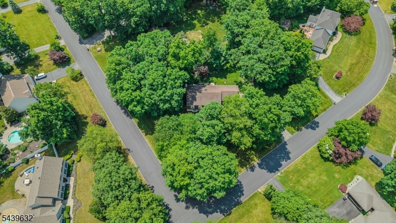 20 Lark Lane Oak Ridge, NJ 07438 - Photo 44 of 47