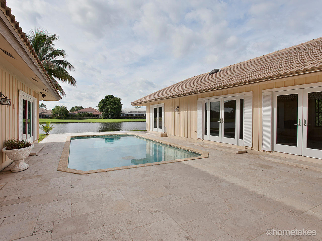 69 Dunbar Road Palm Beach Gardens, FL 33418 - Photo 18 of 21 Pool and Patio area