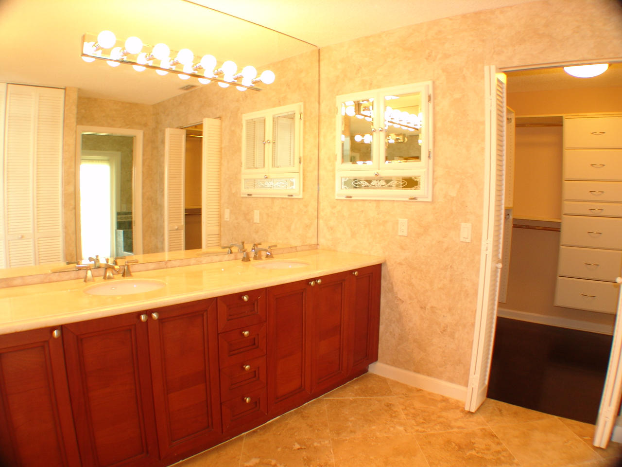 69 Dunbar Road Palm Beach Gardens, FL 33418 - Photo 9 of 21 Master Bathroom part 1 of 2