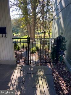 1823 North Shore Court Reston, VA 20190 - Photo 8 of 69