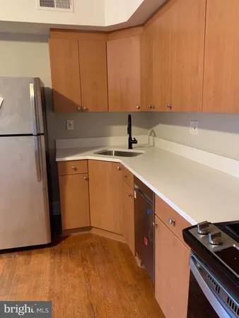 $2,400 | 3612 Langston Blvd., Unit 2, Arlington, VA 22207