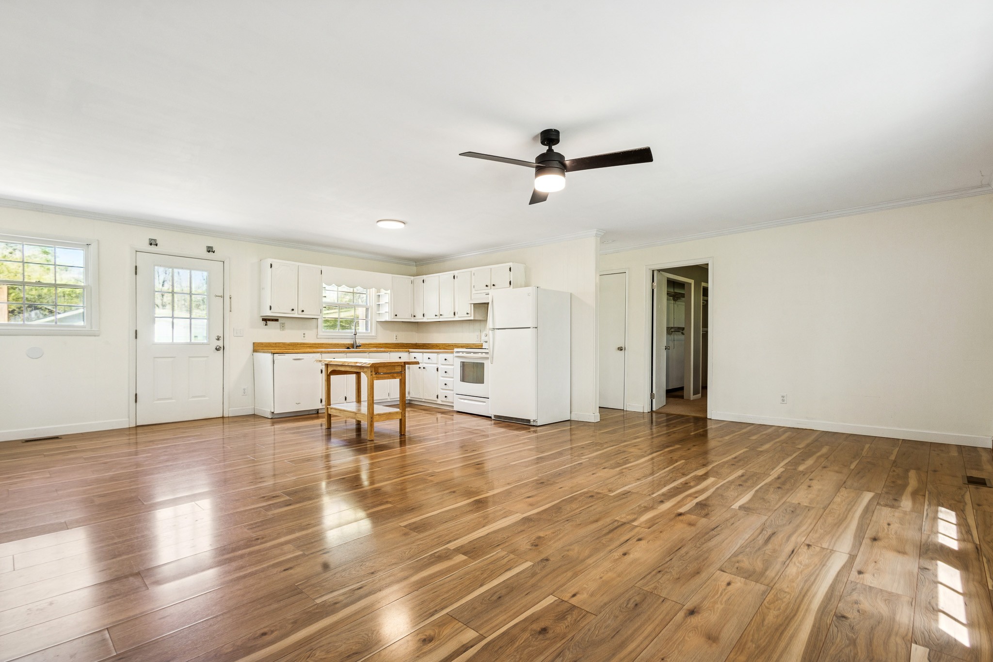443 Molino Road Fayetteville, TN 37334 - Photo 4 of 42 Gallery Image 4