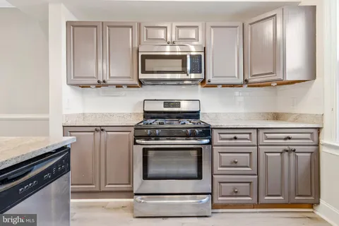 $599,000 | 1264 Penn Street Northeast, Washington, DC 20002