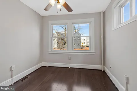 $599,000 | 1264 Penn Street Northeast, Washington, DC 20002