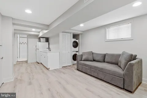 $599,000 | 1264 Penn Street Northeast, Washington, DC 20002